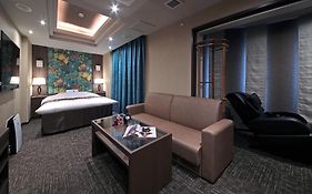 M'Z Hotel